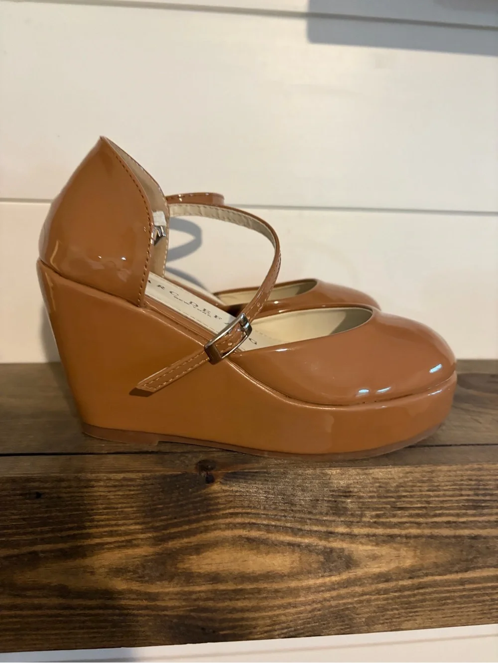 Girls' Patent Mary Jane Wedge Dress Shoes - Tan